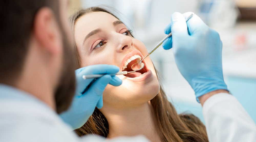 How to Manage Severe Toothache Pain Before Your Emergency Dental Appointment